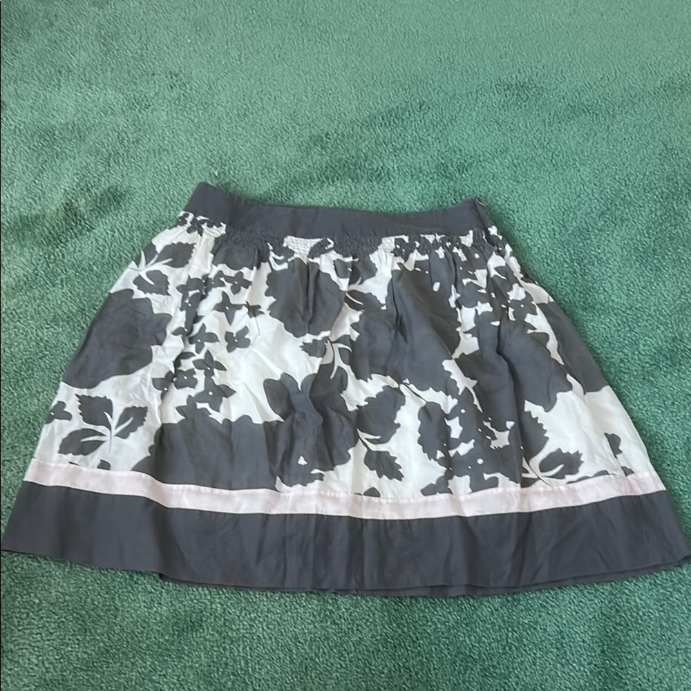 Kensie Black Bubble Mini Skirt with Pleated Style